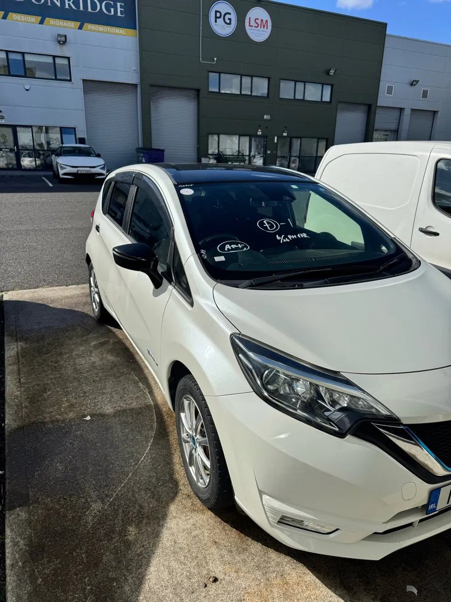 Nissan note 2018 e power - Image 4