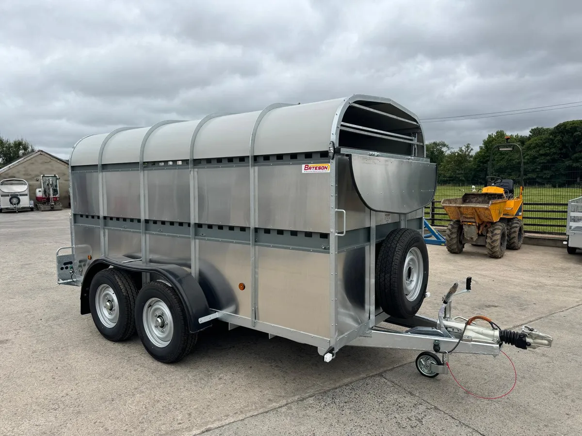 New Bateson 12’ Livestock Trailer - Image 1