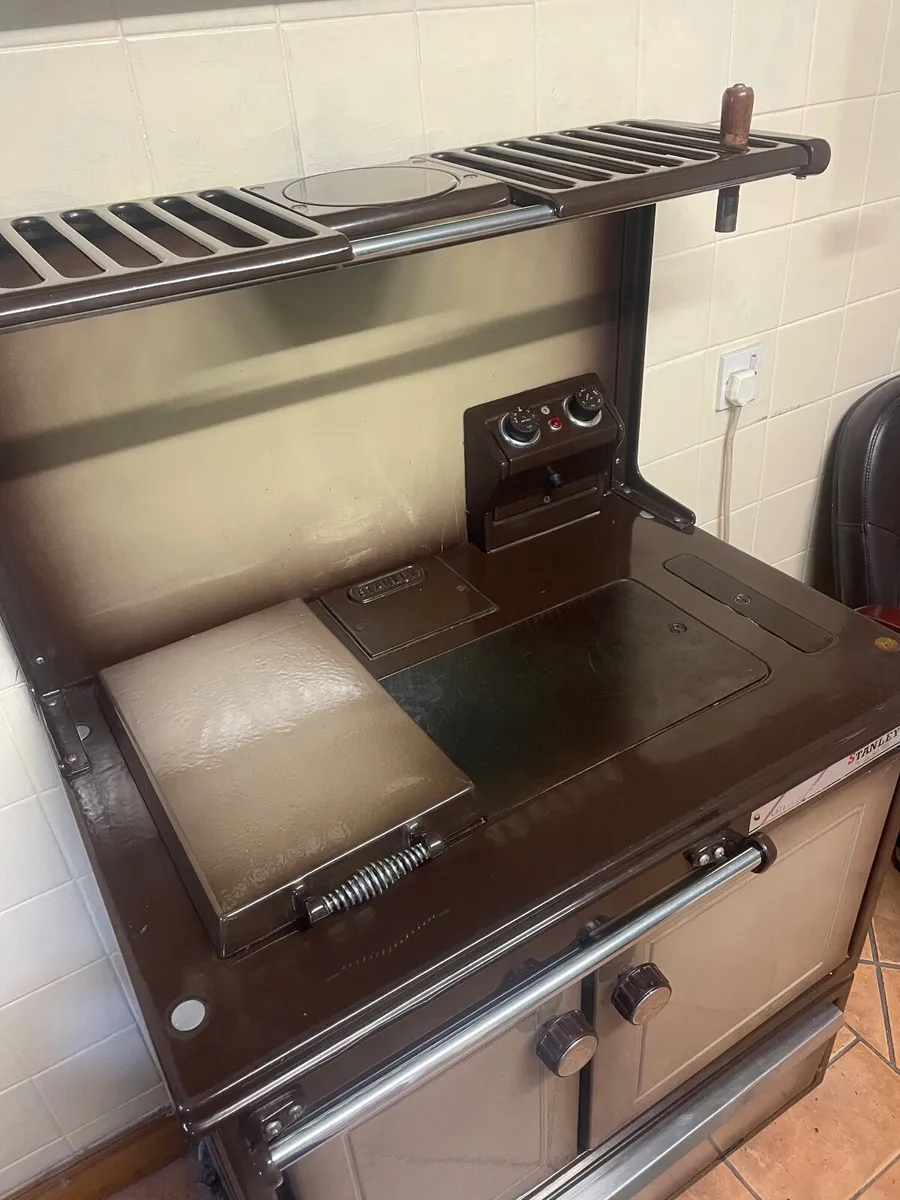 Original Stanley deLuxe 90 Oil Fired Stove/Cooker - Image 2
