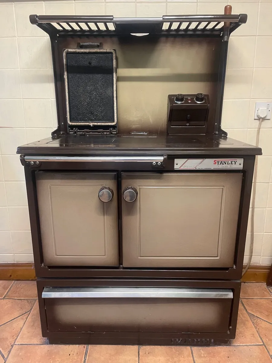 Original Stanley deLuxe 90 Oil Fired Stove/Cooker - Image 3