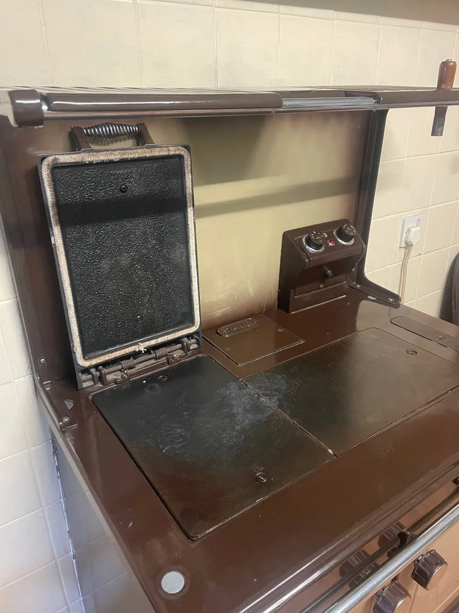 Original Stanley deLuxe 90 Oil Fired Stove/Cooker - Image 4