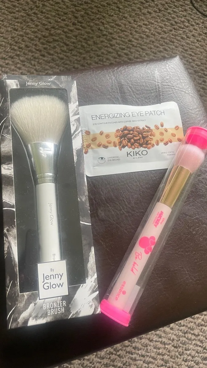 New brushes - Image 1
