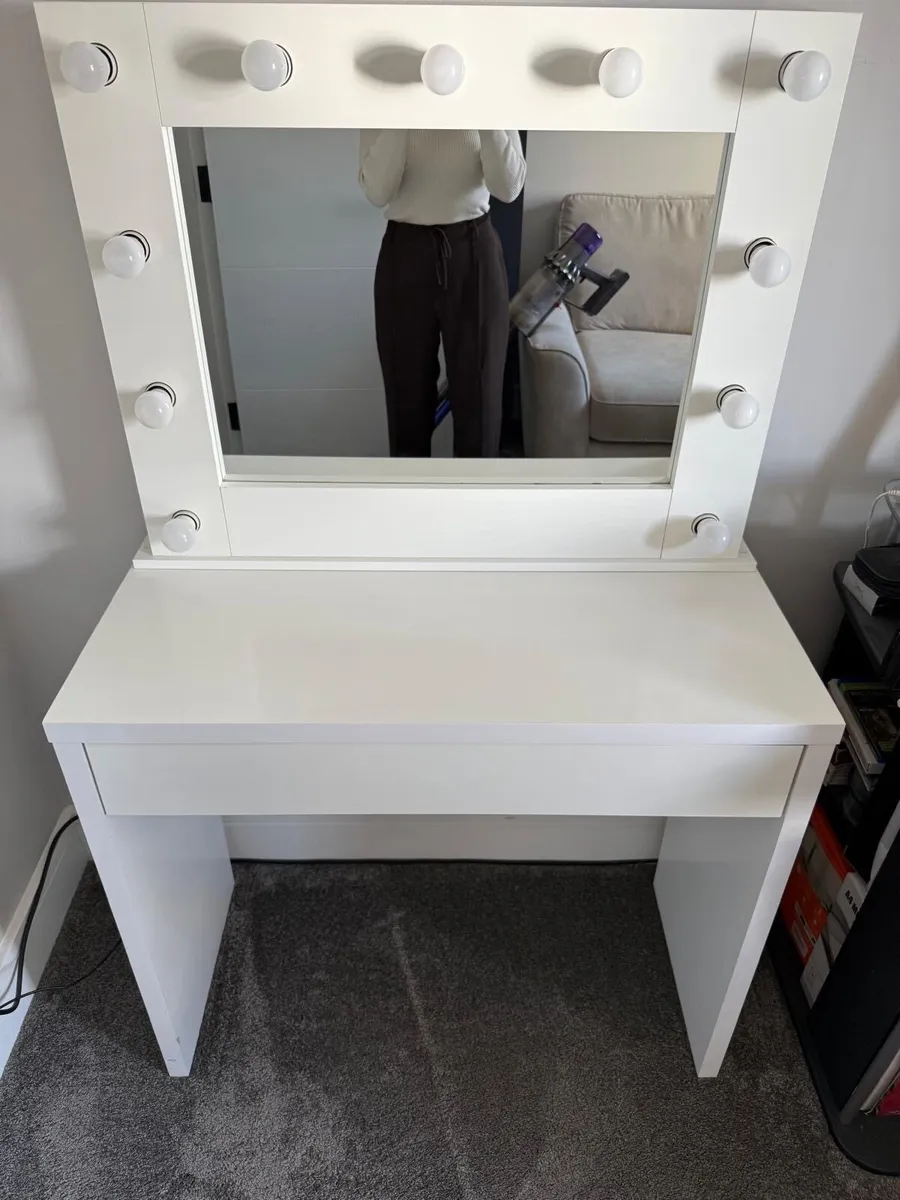 Vanity Makeup Dressing Table with LED Lights White - Image 3