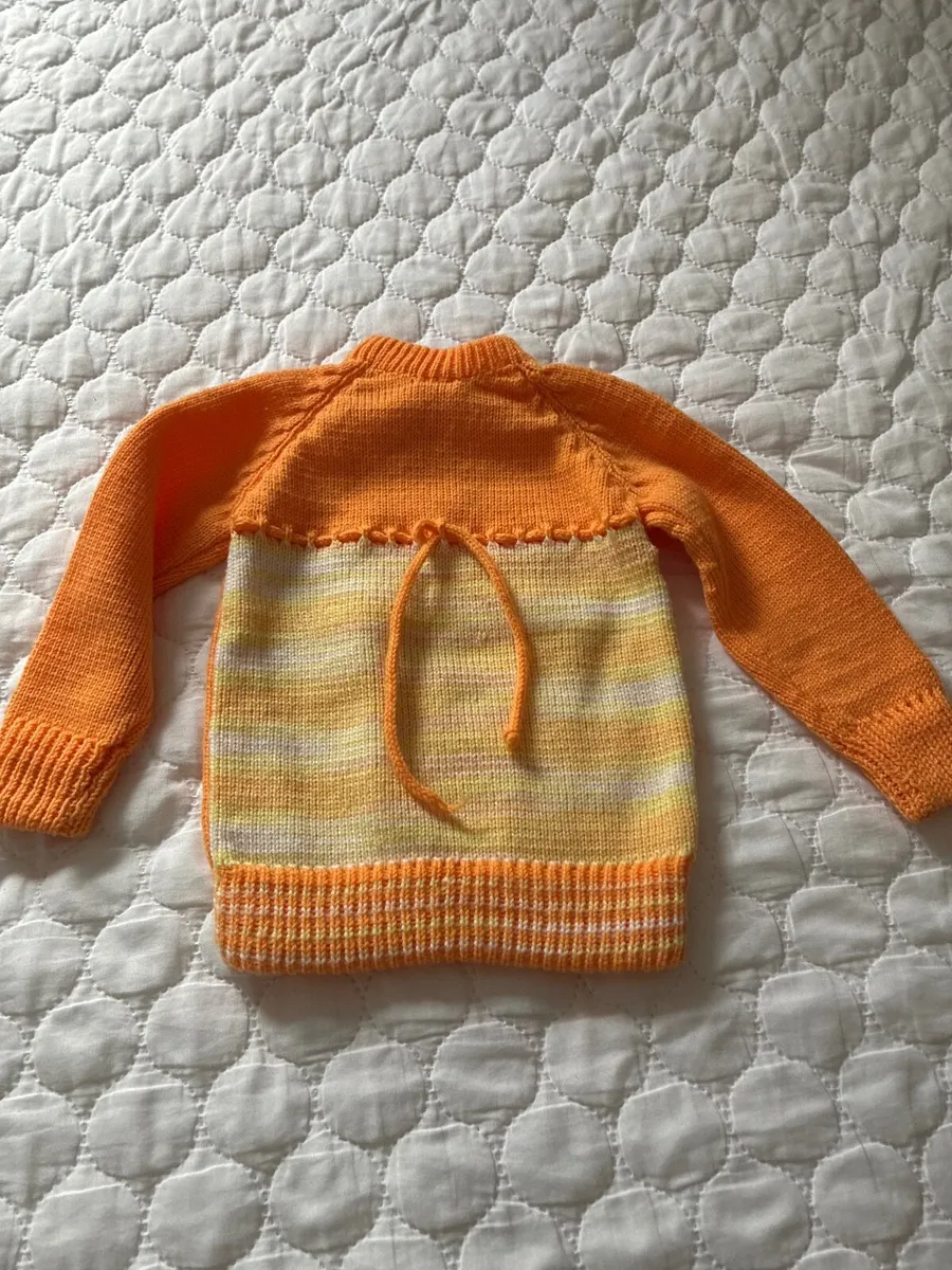 Girls handknitted jumper