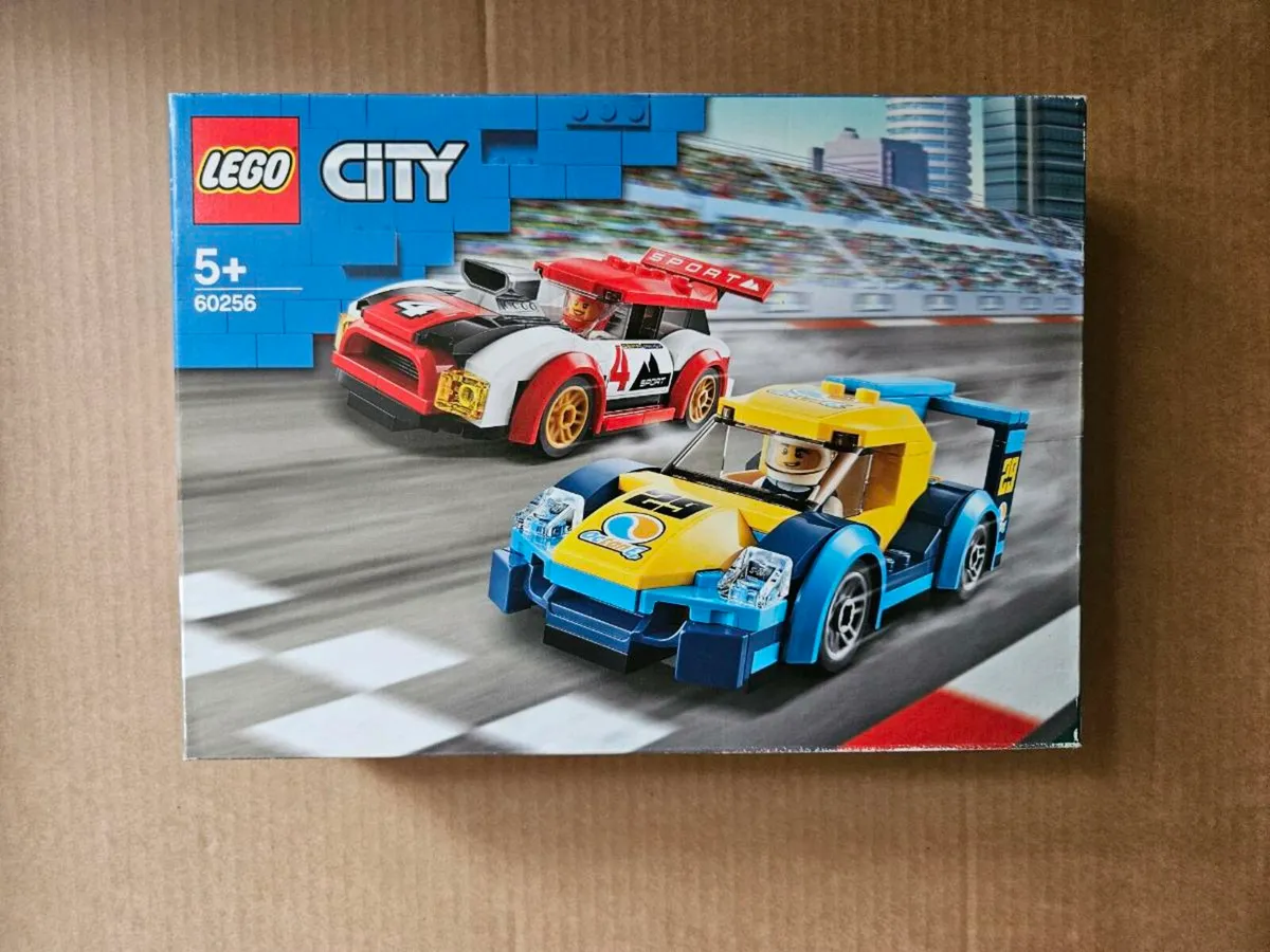 Lego racing cars 60566 city