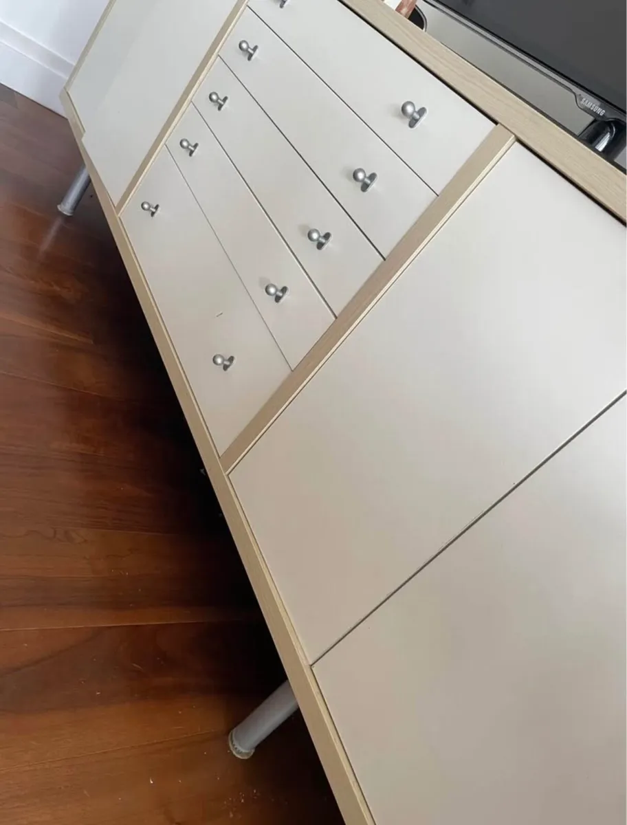 TV stand/cabinet - Image 4