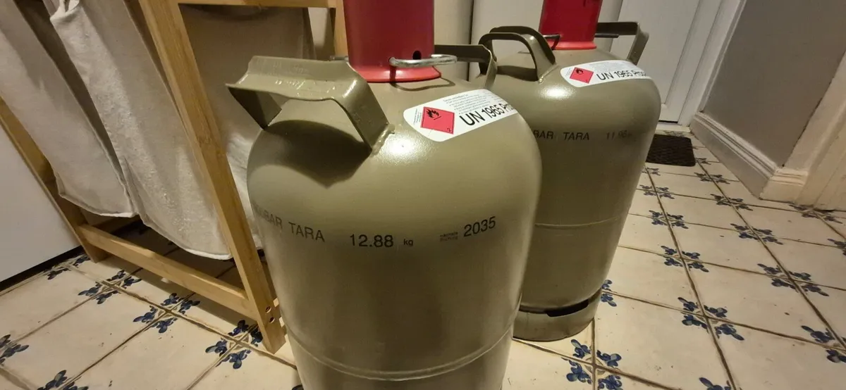 11 kg steel Gas Bottles, German, full - Image 2