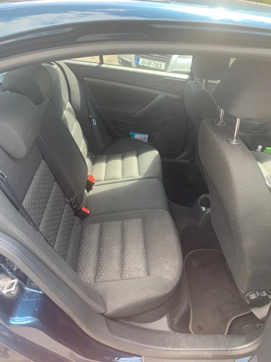 Skoda Octavia 1.4 TSI petrol 2012 - Image 2
