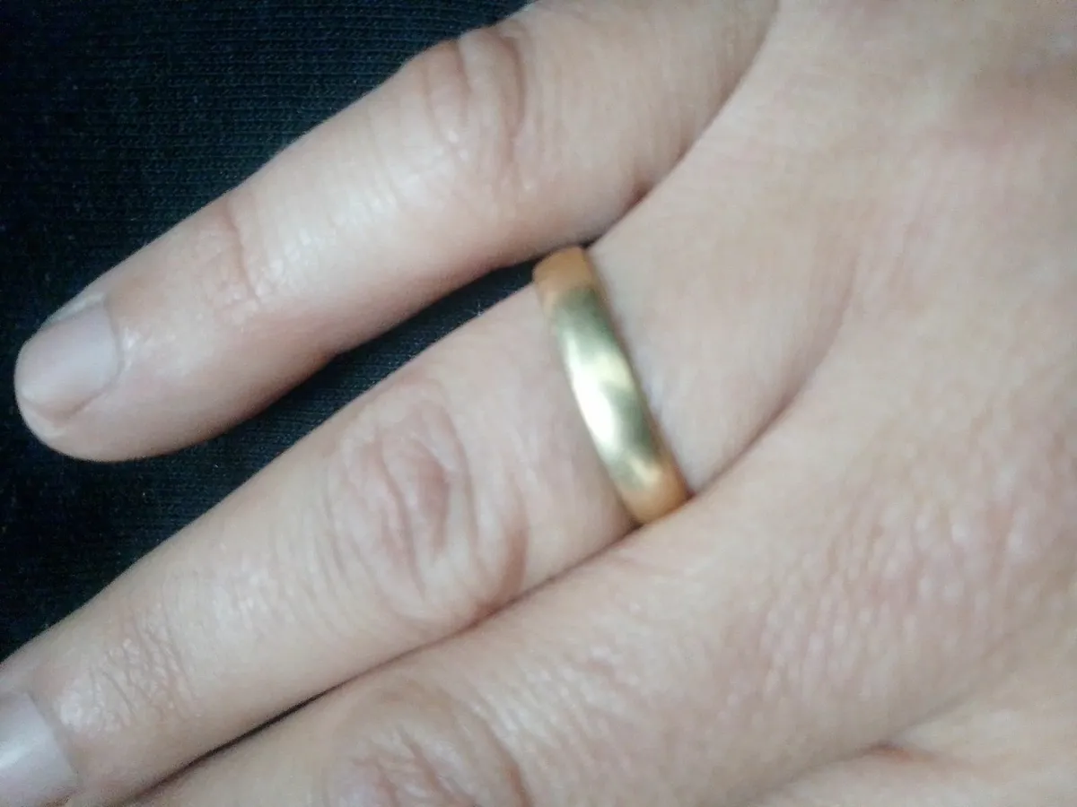 18k gold ring - Image 1