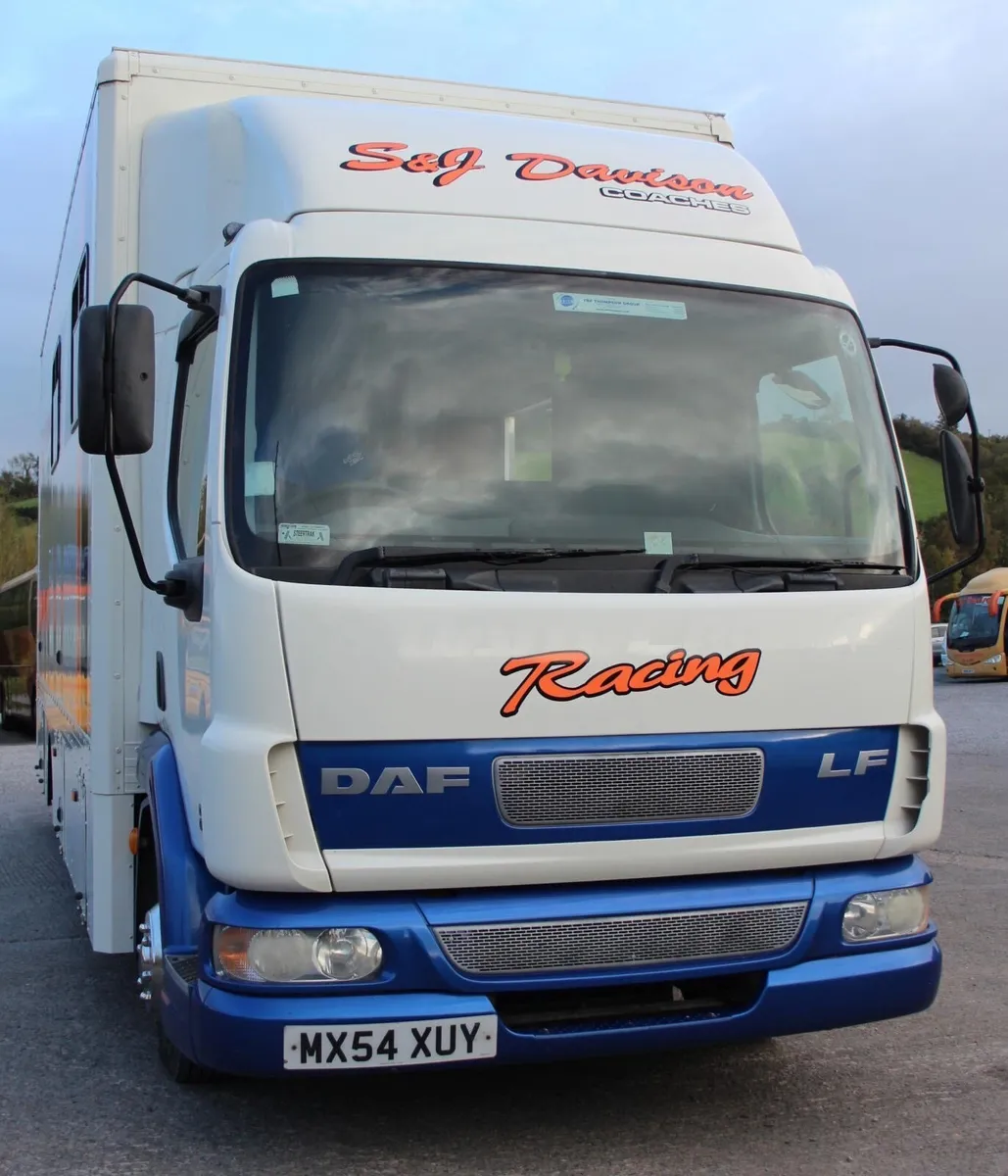 Daf LF Race Truck with Tail Lift - Image 2