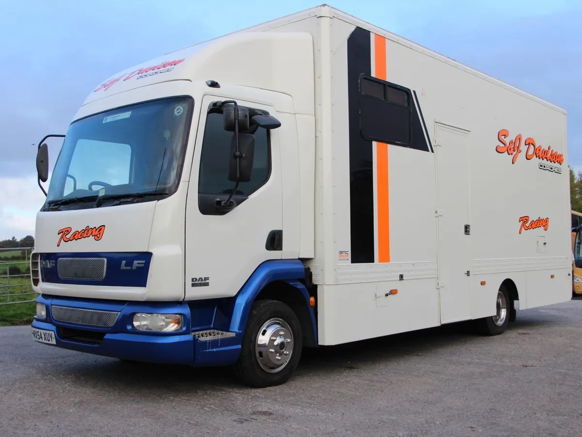 Daf LF Race Truck with Tail Lift - Image 1