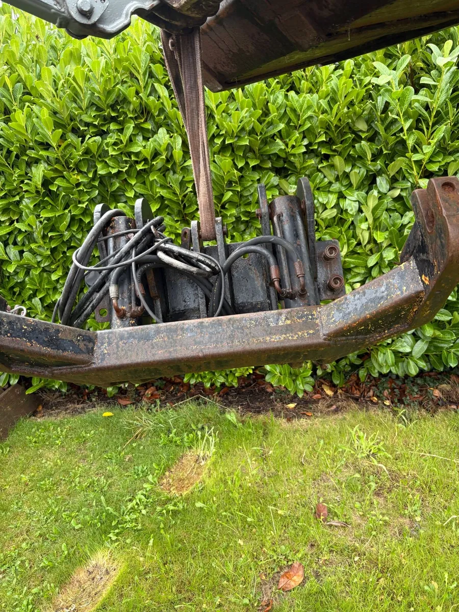 Front linkage case/mccormack - Image 3