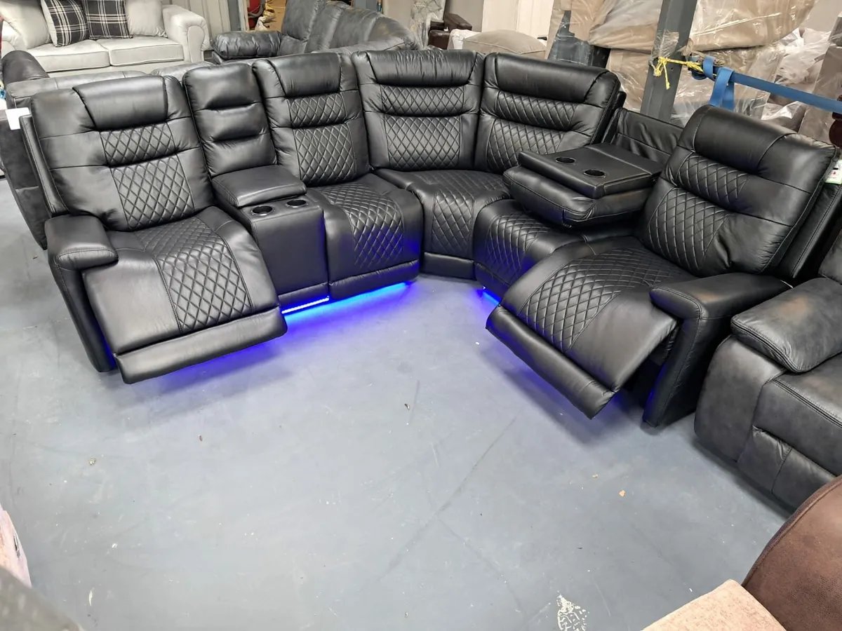 Halifax Corner suite sofa - Image 2