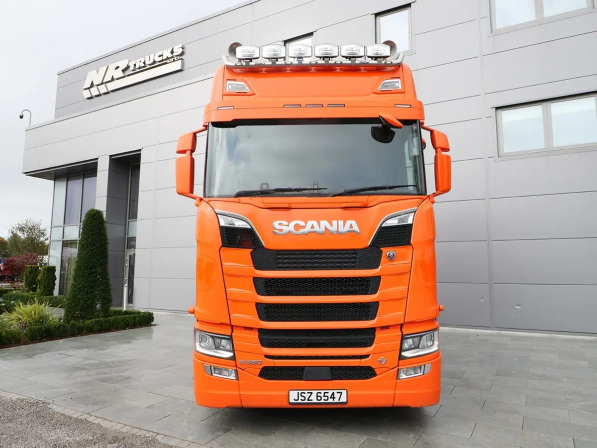 Scania S580 N/G Highline 6x2 Midlift Auto gearbox - Image 2