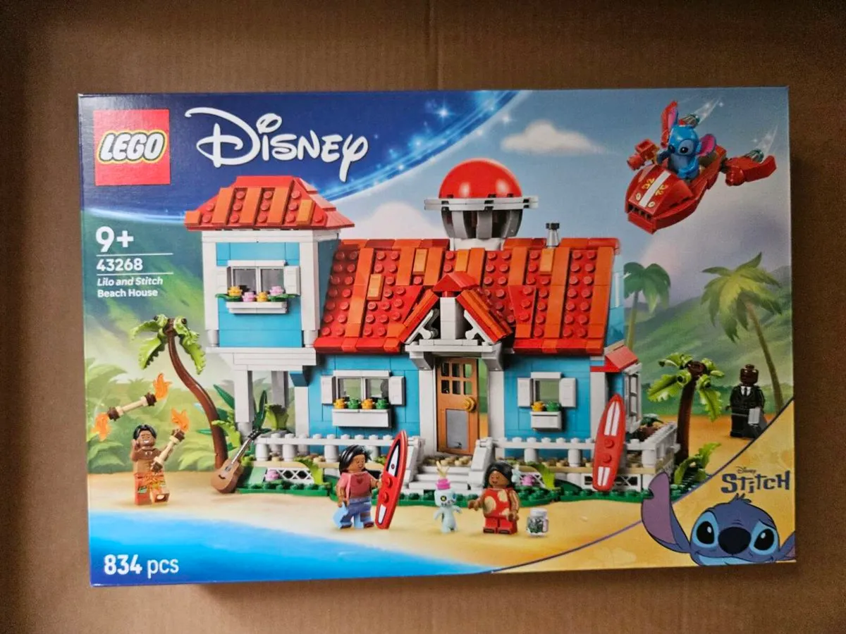 Lego Lilo and Stitch beach house 43268 stitch