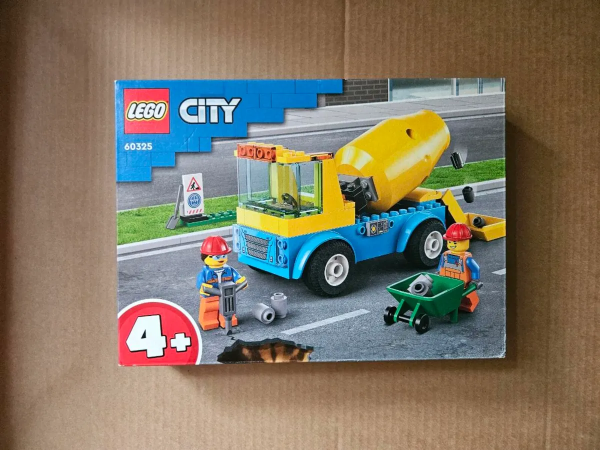 Lego cement truck 60325 city