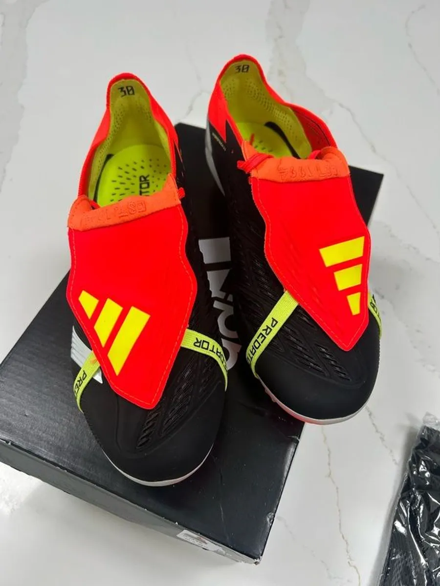 Adidas football boots - Image 1