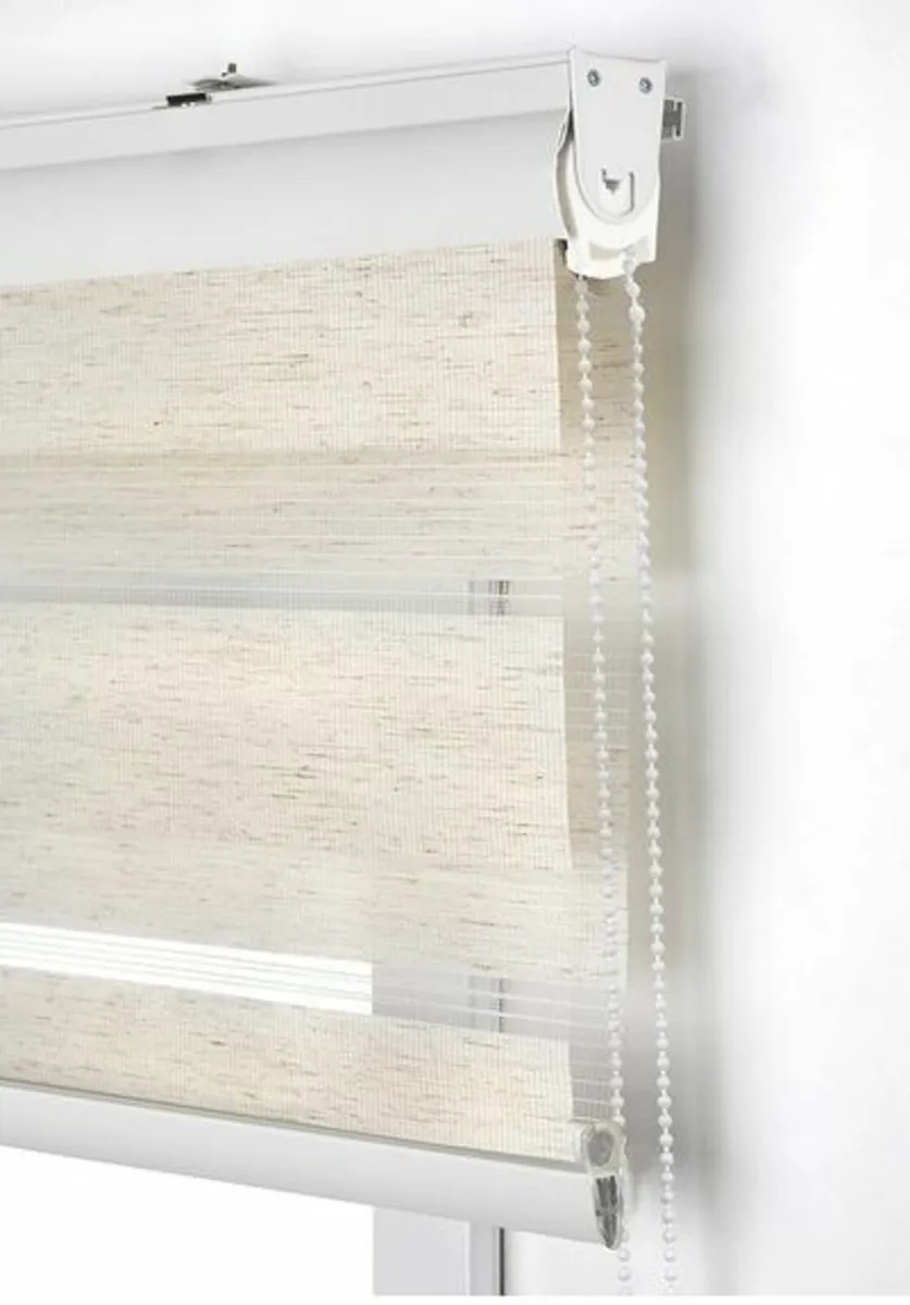 Roller Blind 140x180cm Linen Cream - Image 3