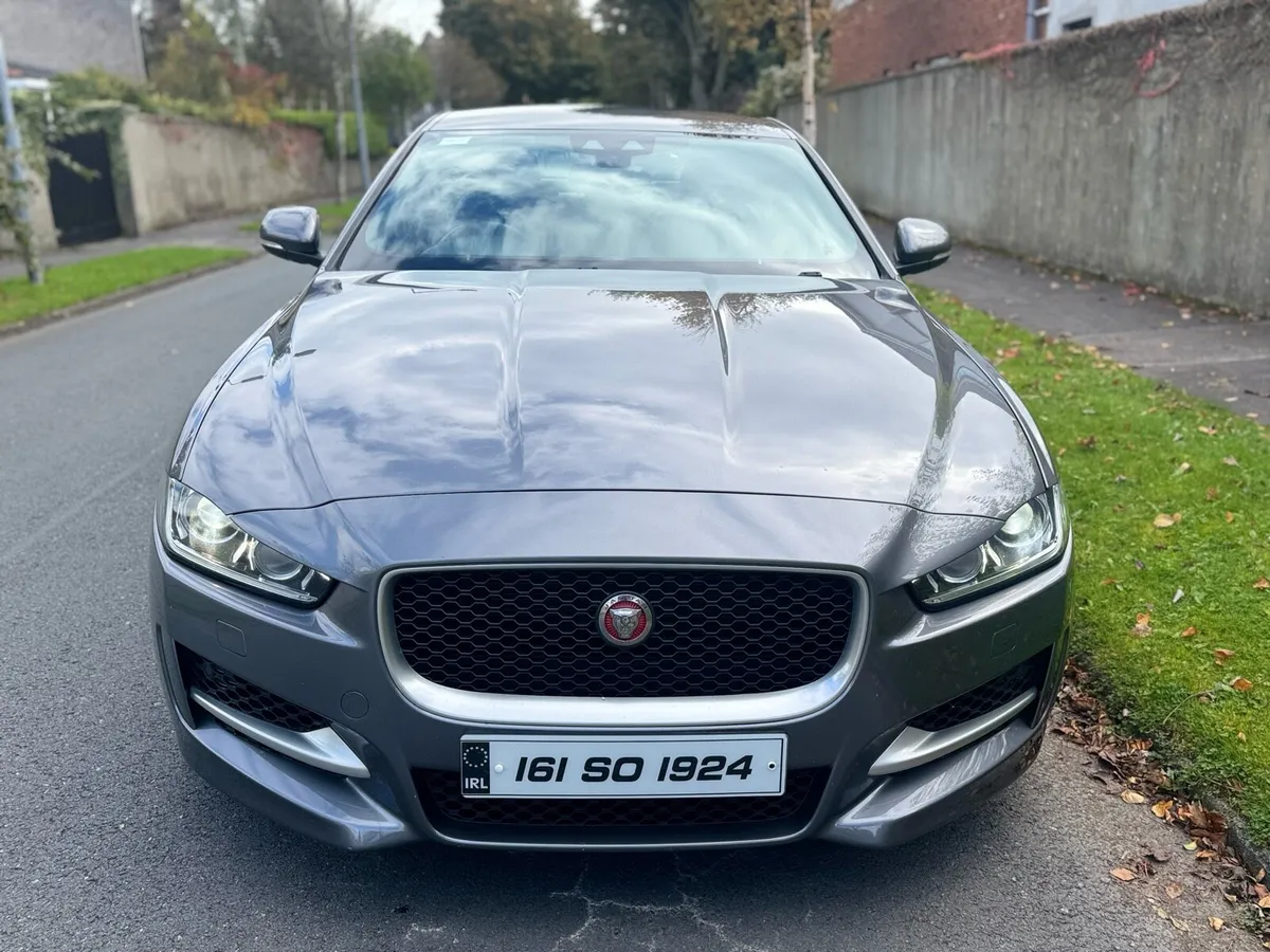 Jaguar XE 2.0 D R-SPORT 163PS Nct 08/27 - Image 3