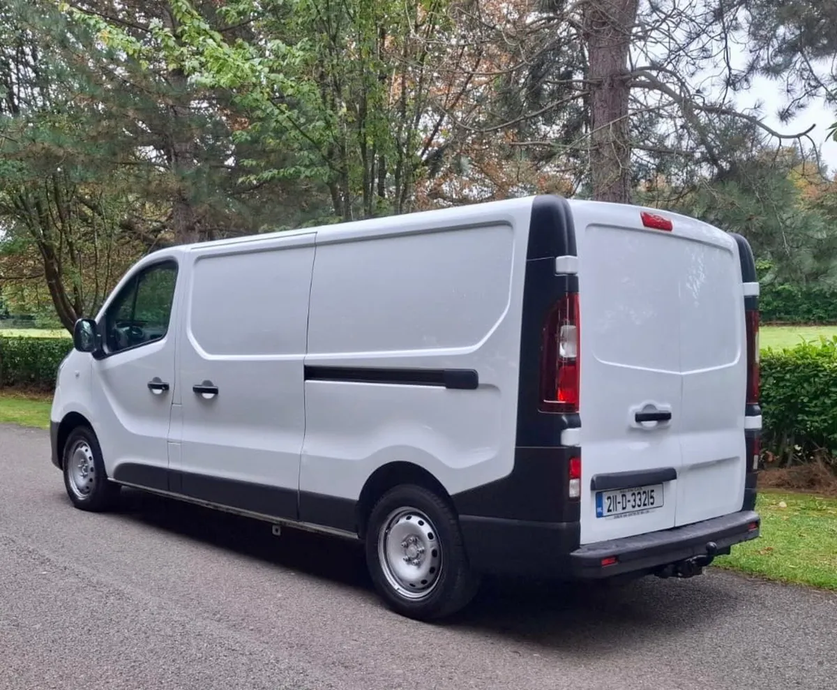 Renault Trafic 2021 DOE 10/26 - Image 2