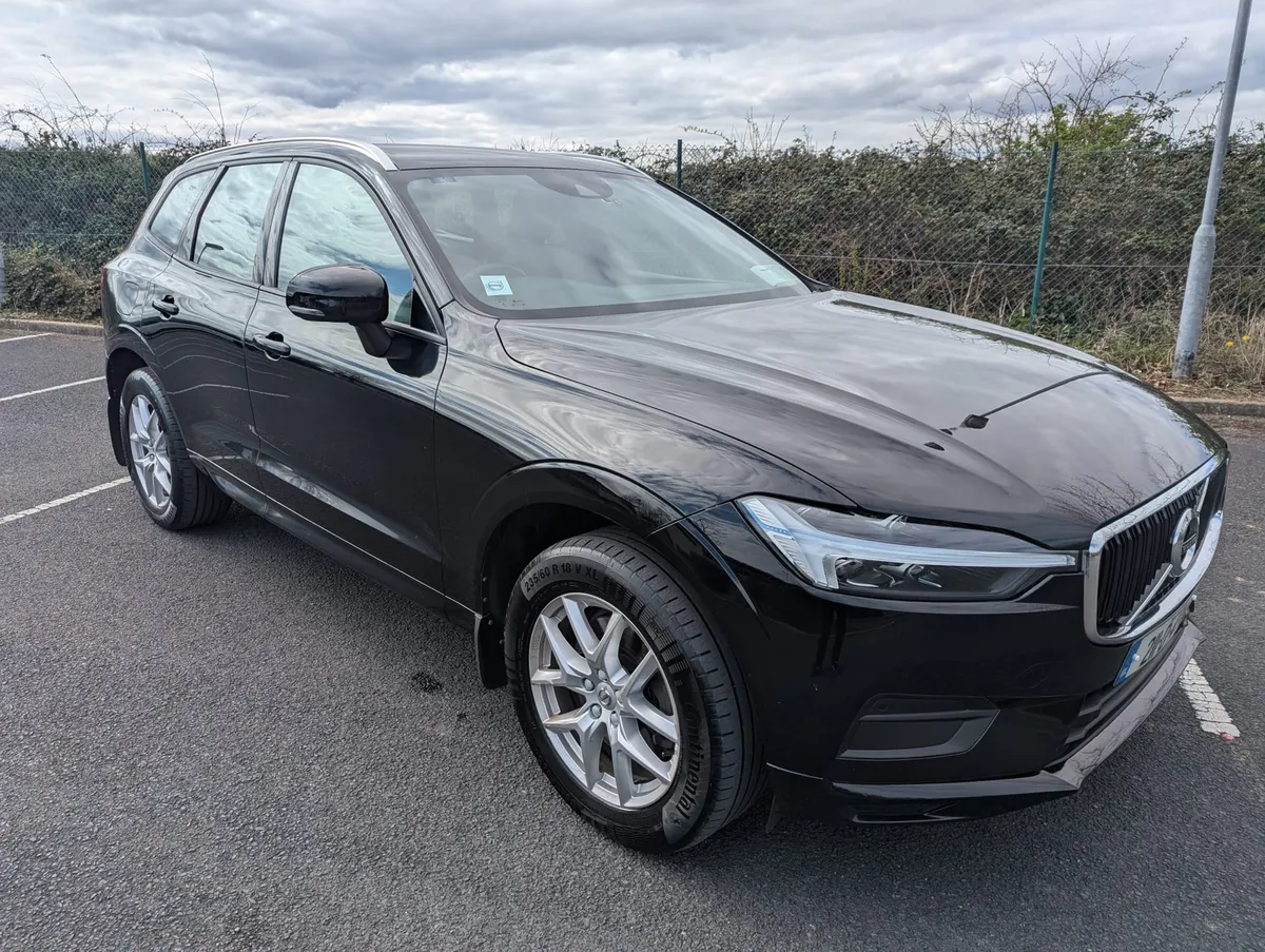 2021 VOLVO XC60 B4 MOMENTUM  AUTO - Image 1