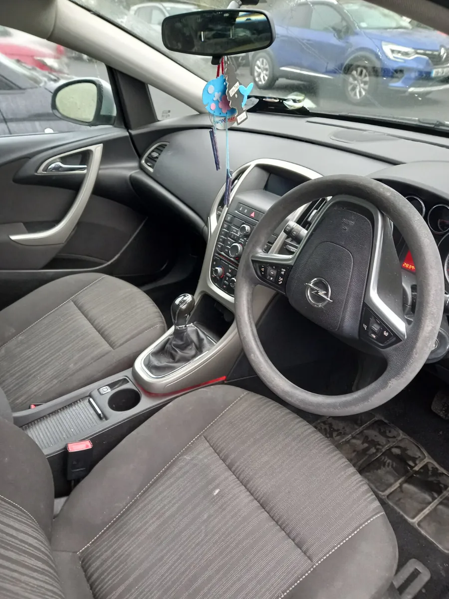 2011 Opel Astra 1.7 Diesel - Image 4