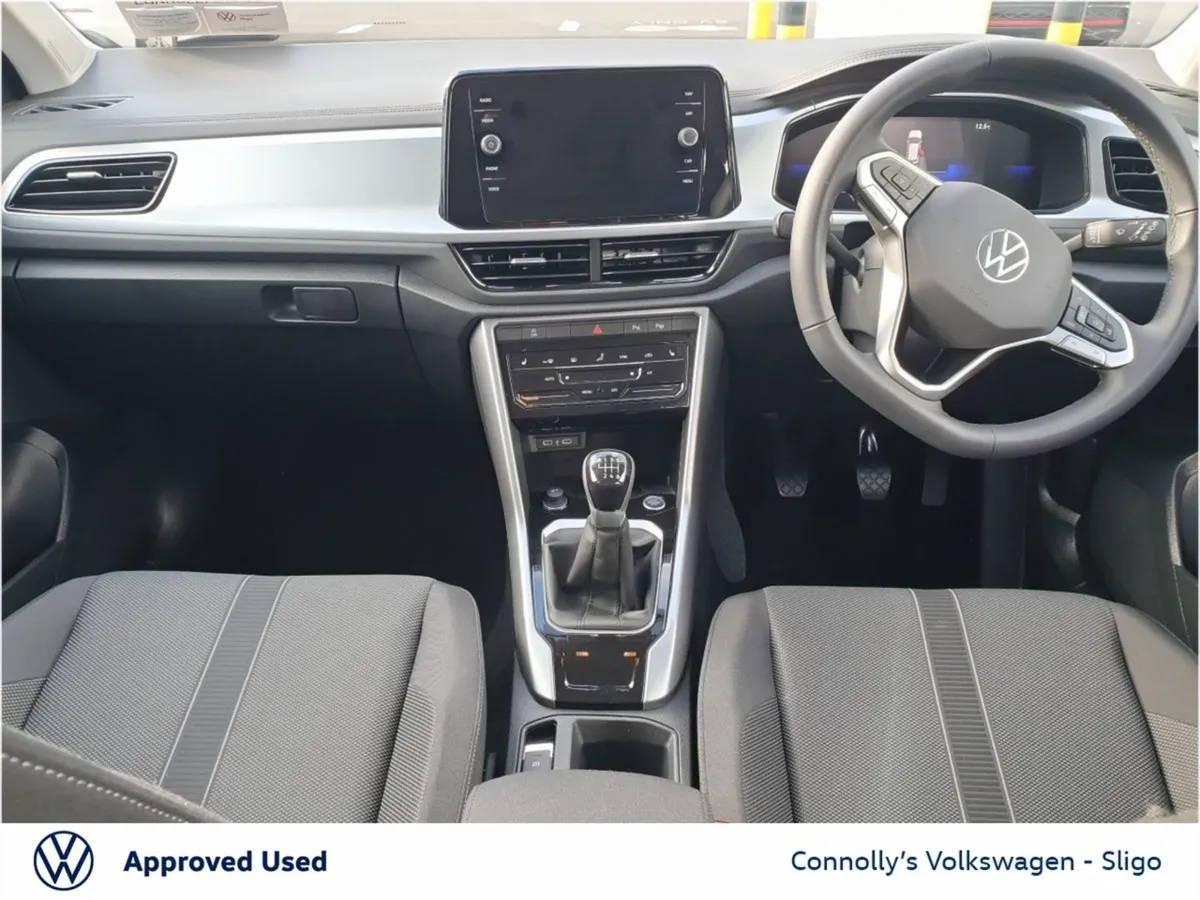 Volkswagen T-Roc Edition 75 1.0tsi 116HP - Image 3
