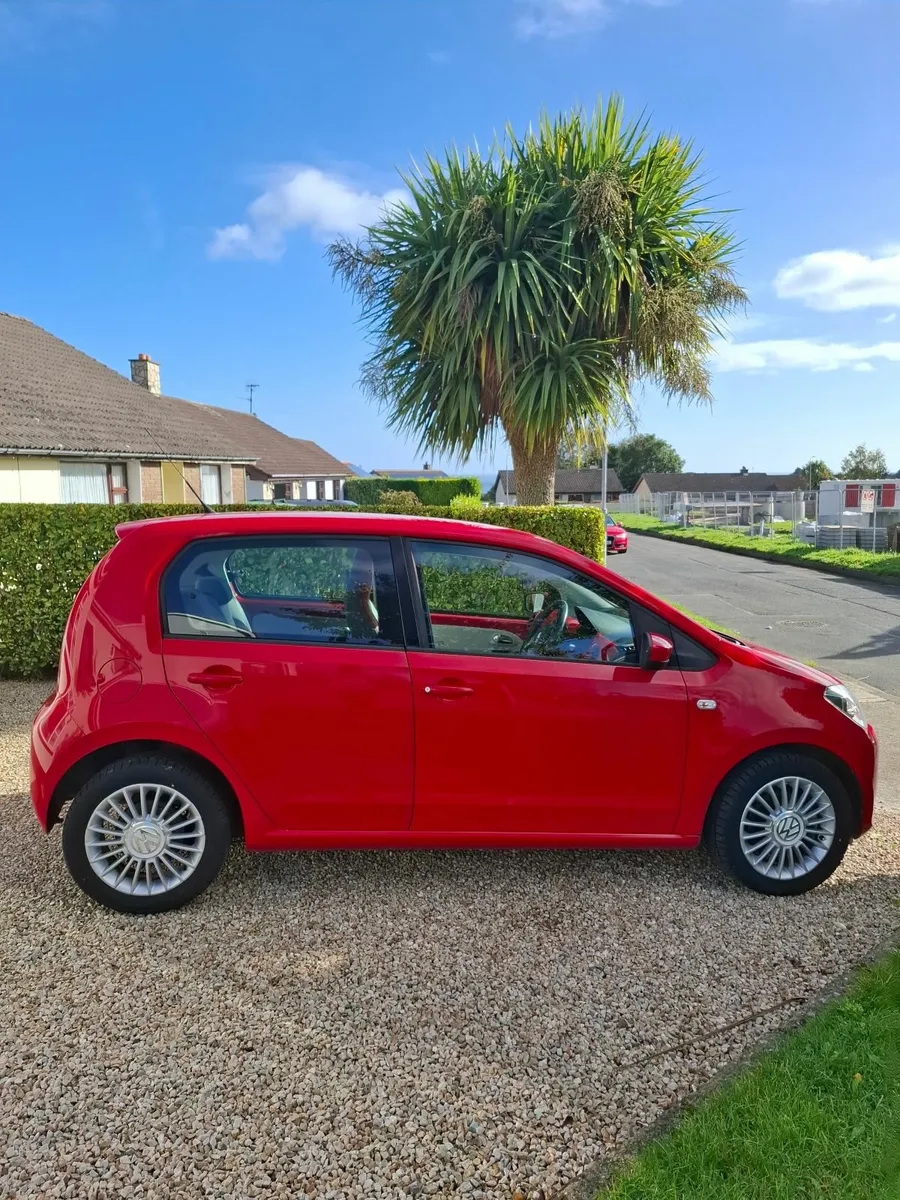 Volkswagen up! 2013 - Image 2