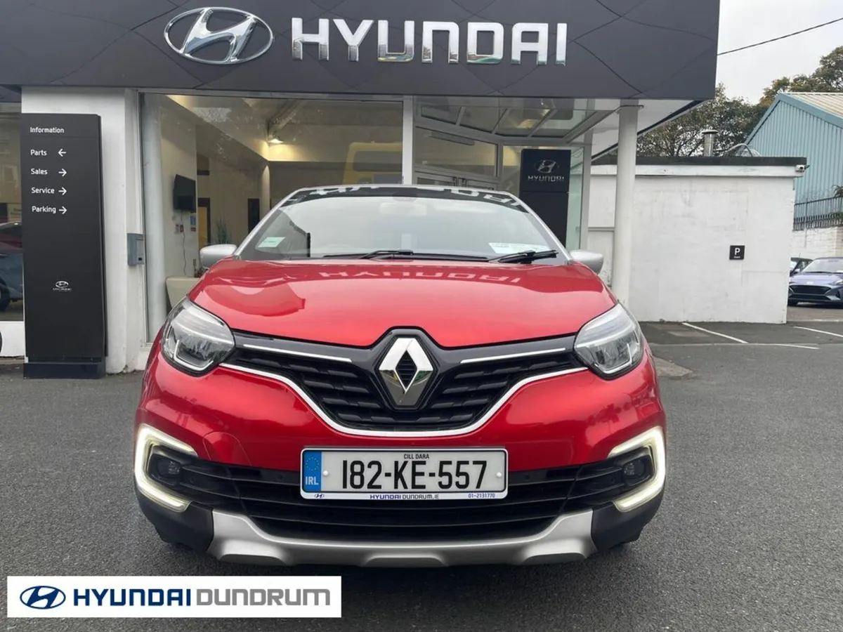 Renault Captur Signature X NAV TCE 90 4DR - Image 2