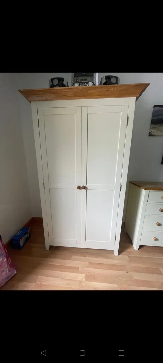 Bedroom set - Image 3