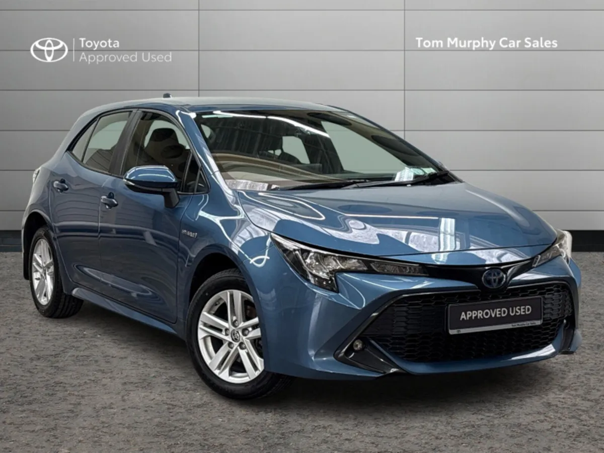 Toyota Corolla HYBRID LUNA H/B 4DR AUTO A - Image 1