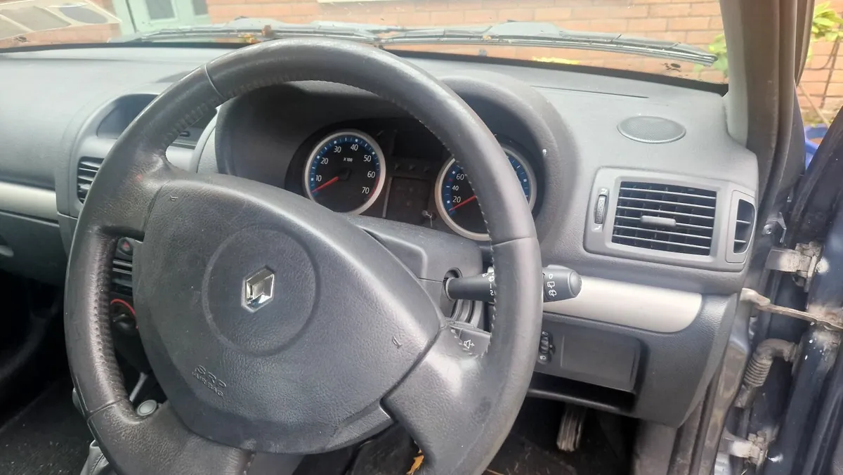 Renault Clio 2007 - Image 2