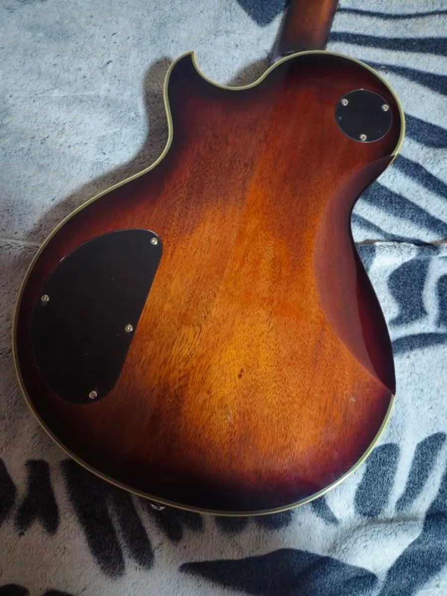 Schecter Solo-II Supreme CEBB - Image 2