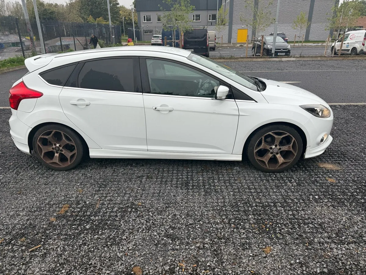 Ford focus AUTOMATIC NEW NCT - Image 2