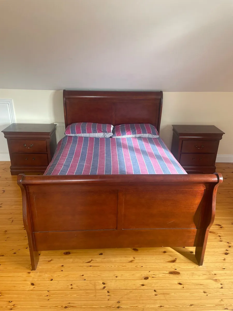 Bedroom set - Image 1