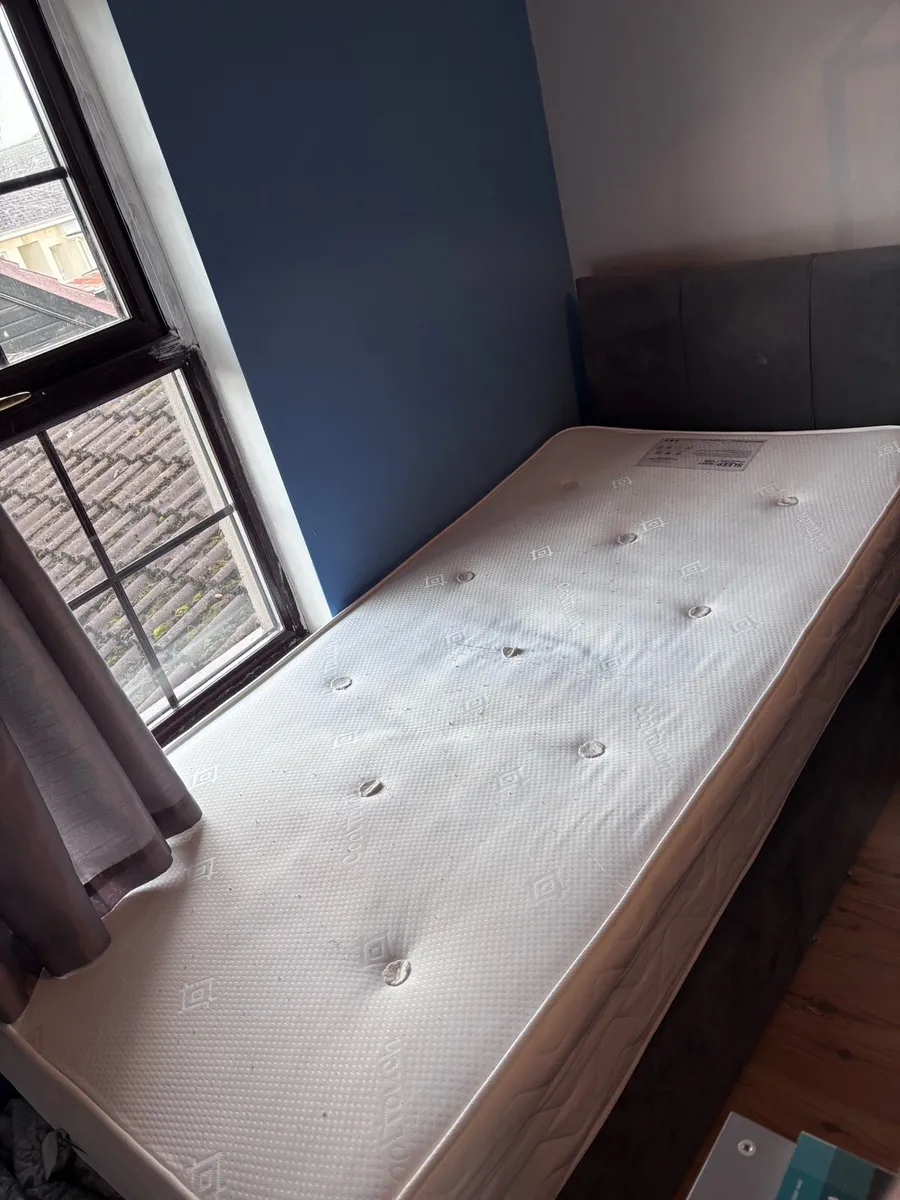 Single Duvan bed and mattress - Image 1