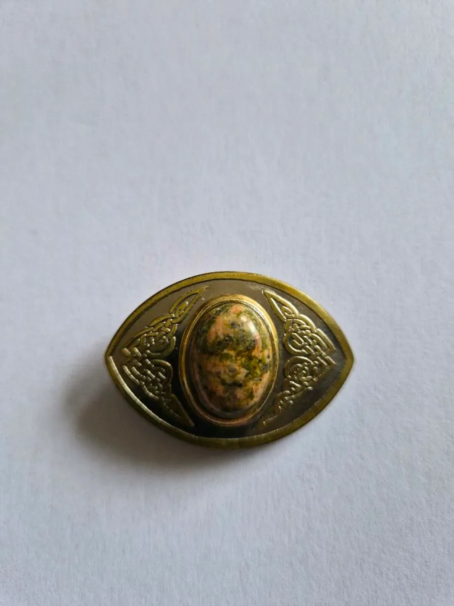 Ladies broaches - Image 3