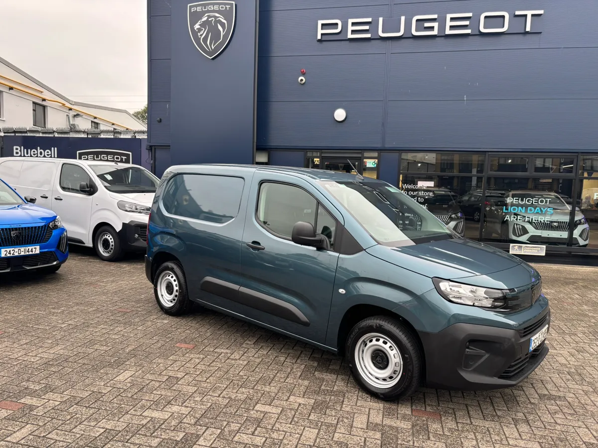 2025 Peugeot Partner Pro + 650kg save 4000 - Image 2