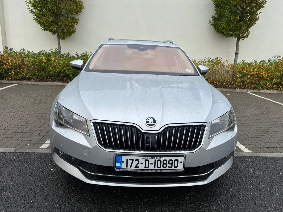 Skoda Superb 2017,LAURIN AND KLEMENT,2.0L AUTO - Image 3