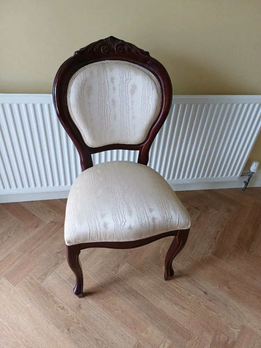 Bedroom chair - Image 4