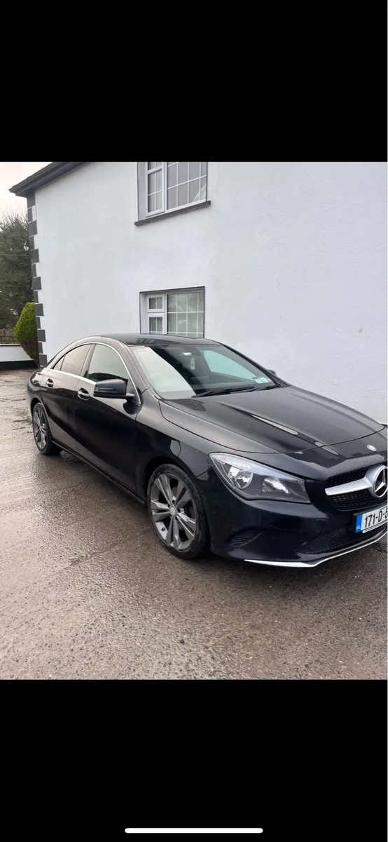 Mercedes-Benz CLA 220d - Image 2