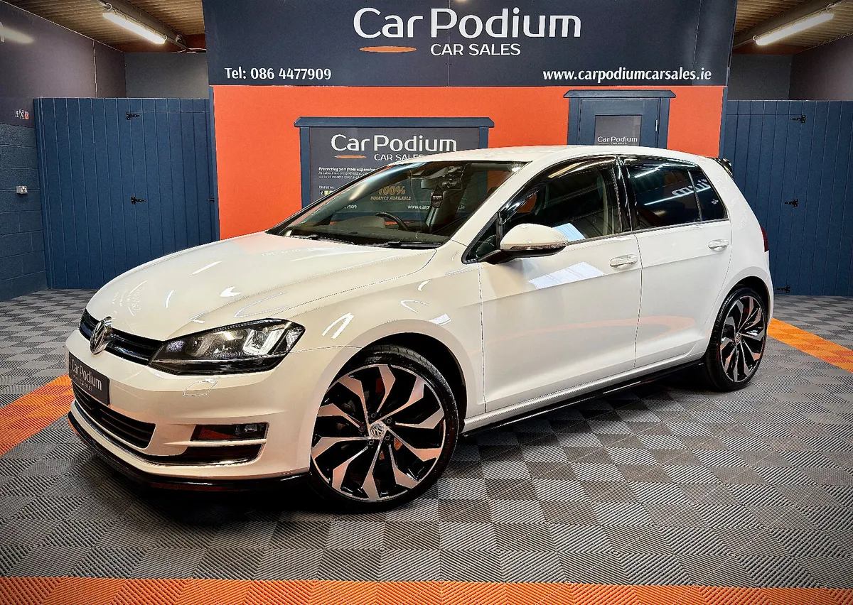 2016 Volkswagen Golf Highline 1.4TSi Auto  LOW KMS - Image 1
