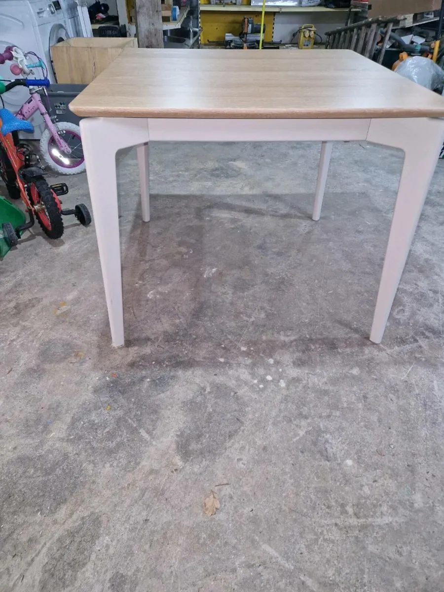 Kitchen table - Image 4