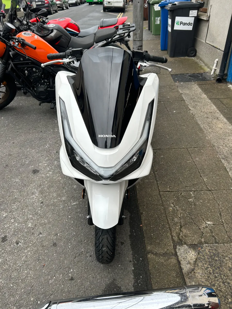 New Honda PCX 125 - Image 4