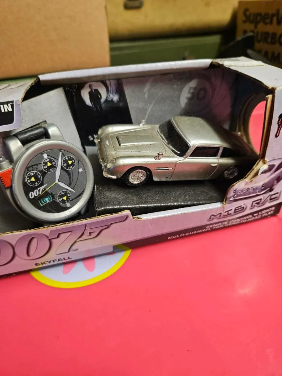 Corgi James Bond Aston Martin DB5 - Image 2