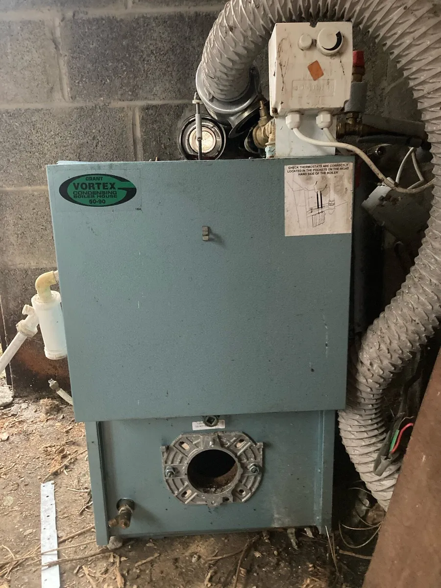 2nd Hand Oil Boiler - 26Kw Vortex Boilerhouse - Image 1