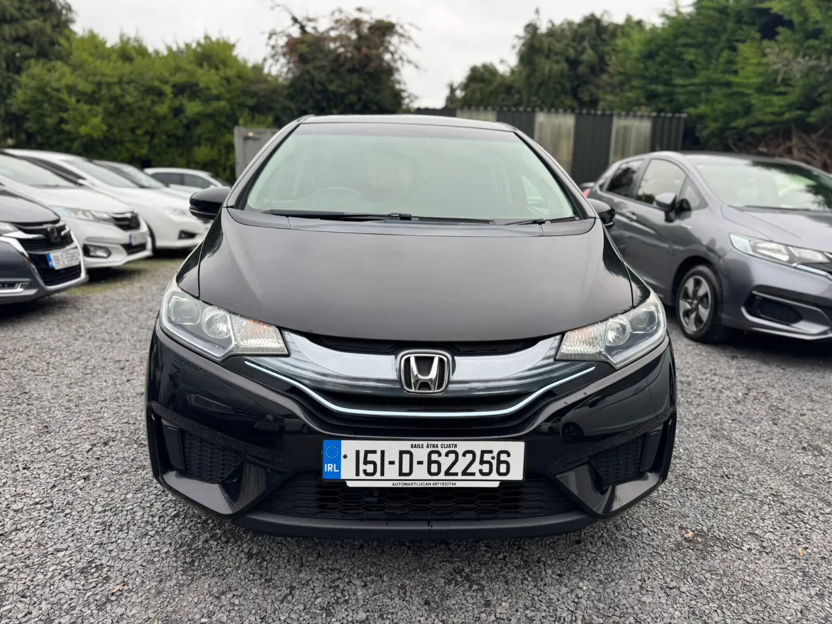HONDA FIT 2015 1.5 HYRBID AUTOMATIC - Image 2