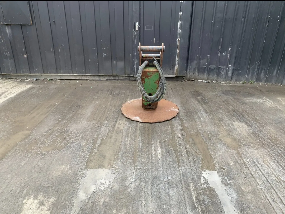 Western Hydraulics Saw Head – To Suit Digger - Image 2