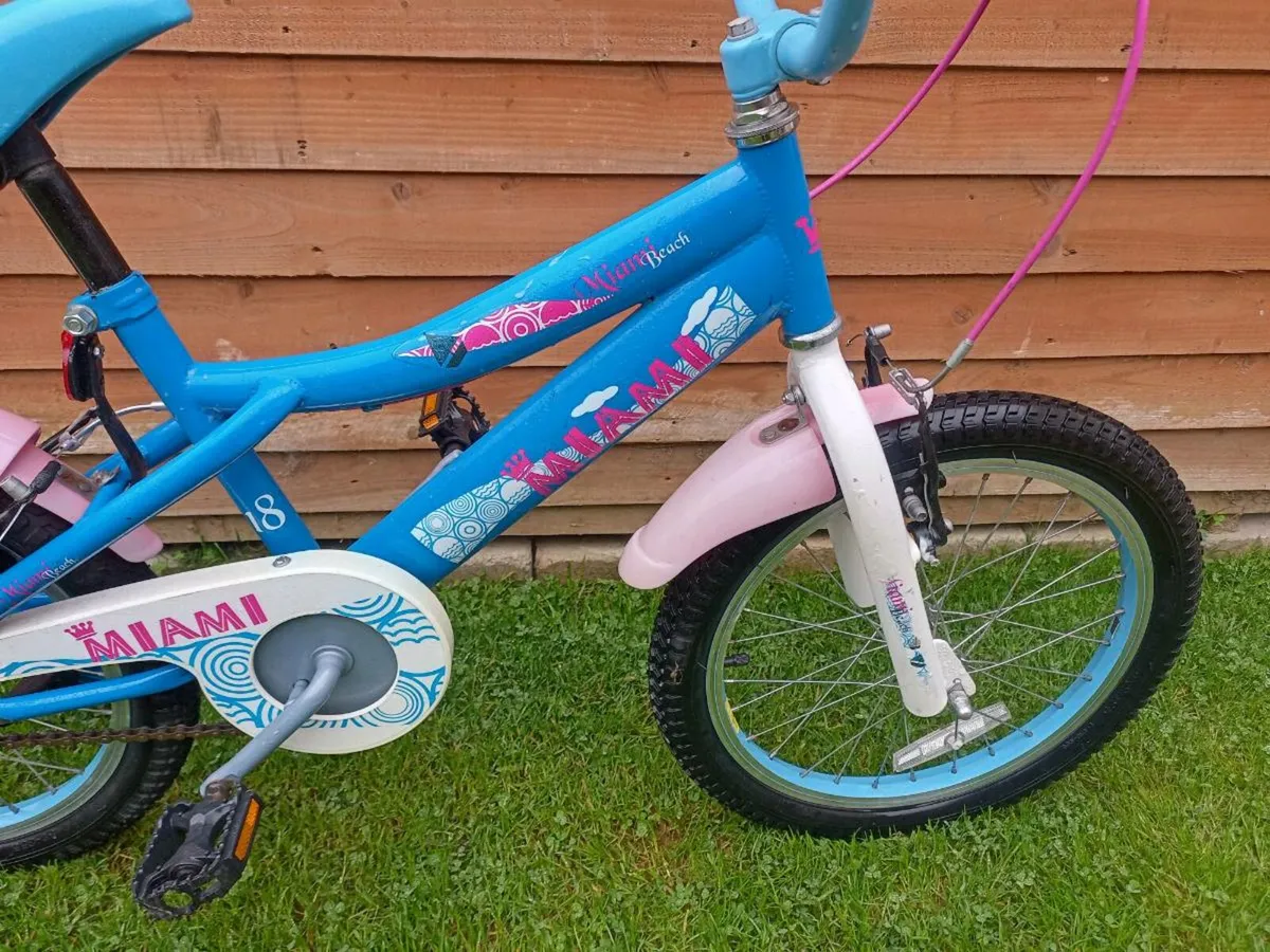 Kids Miami bike size 18 inch wheels. - Image 4