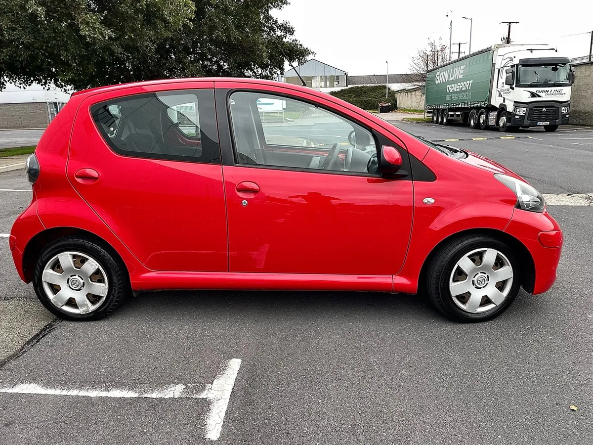 Toyota aygo New NCT 87000km - Image 2